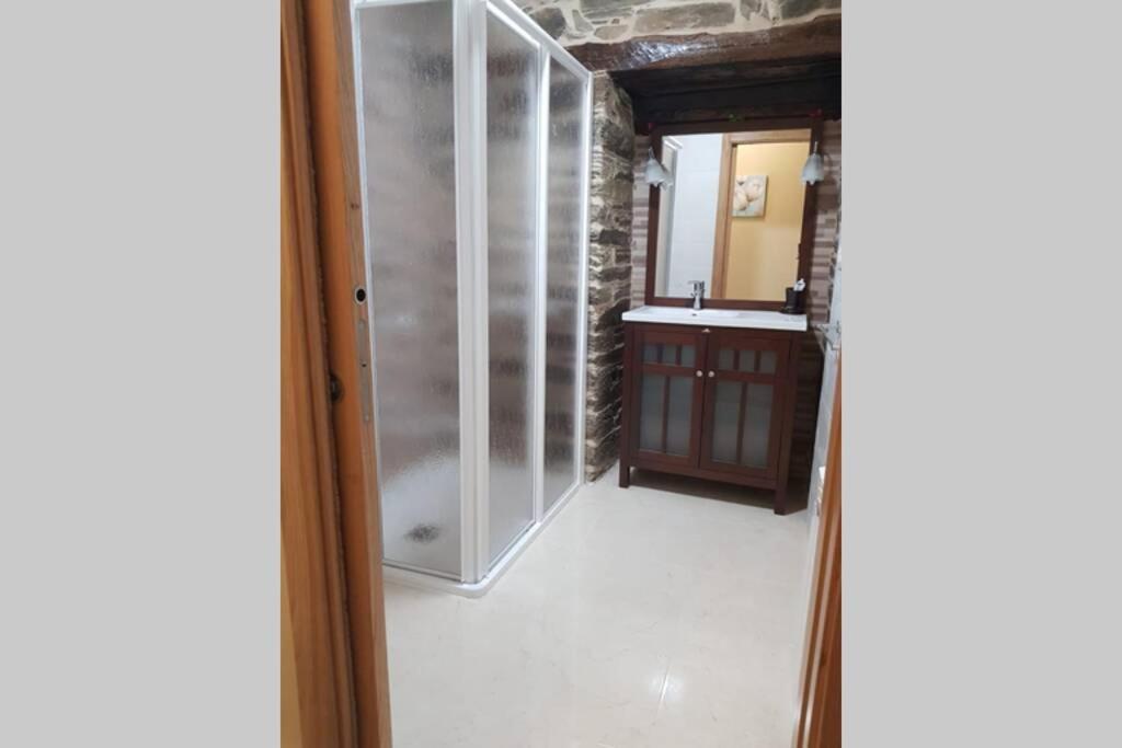 Apartamento Con Vistas Al Rio A Solaina Samos Buitenkant foto